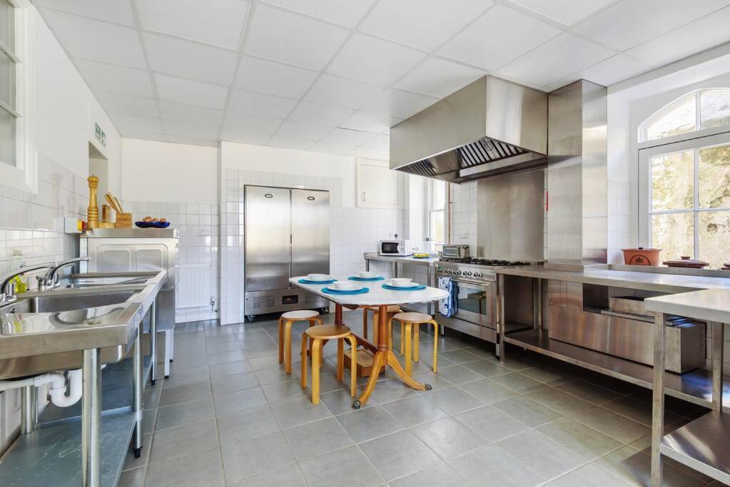 Merlin Court Ilfracombe Ngoại thất bức ảnh